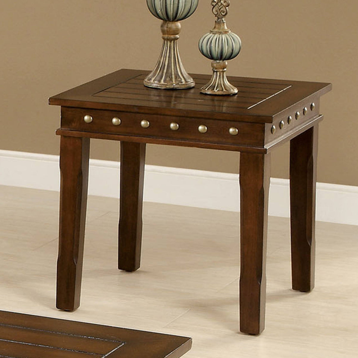 Walnut 3-Piece Accent Table Set Y995