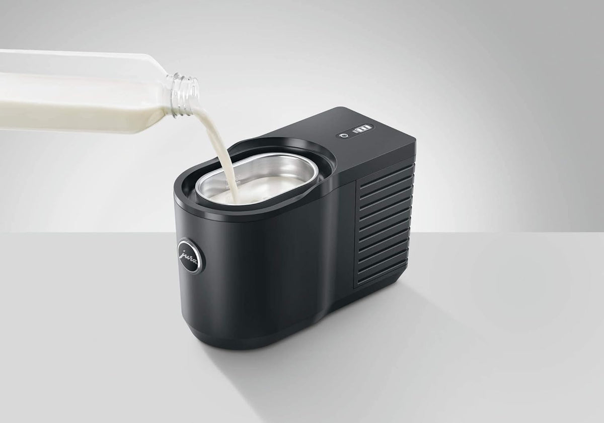 0.6L Black Compact Milk Cooler H789268