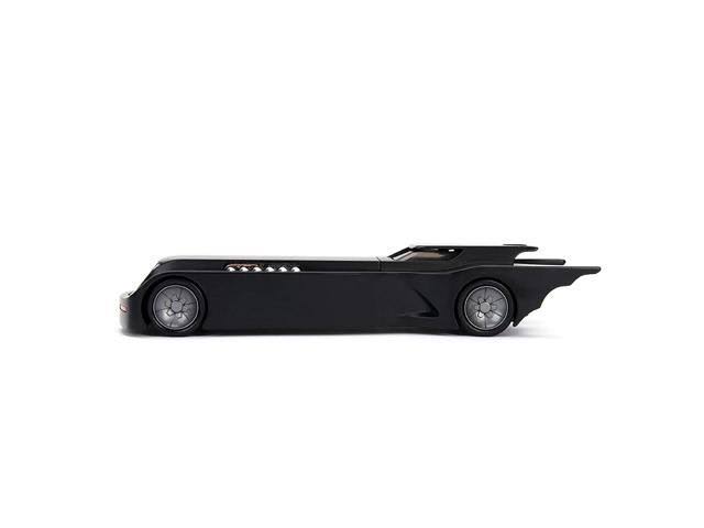 1:24 Scale Batmobile Diecast Vehicle with Batman Figure Z14145