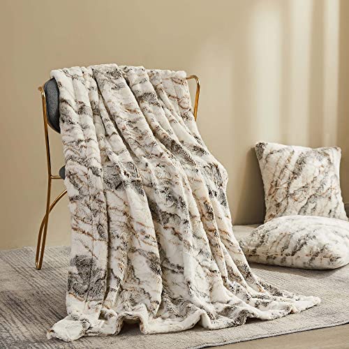 Marble Light Grey 50x60 Faux Fur Throw Blanket Z75636