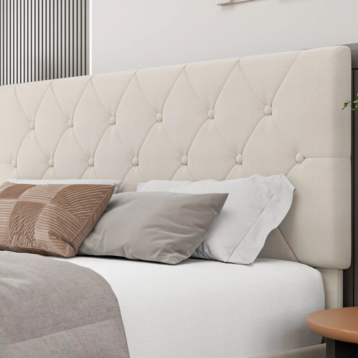 Queen Size 4 Drawer Upholstered Platform Bed with Adjustable Headboard I32229