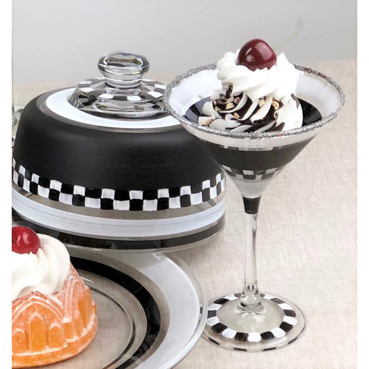 Black and White Checkered Martini Glass J163716