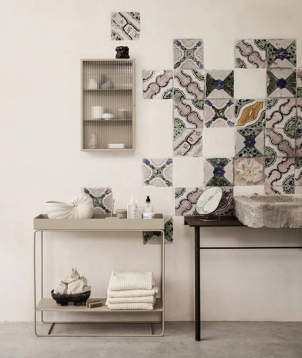 Wall Cabinet O5729