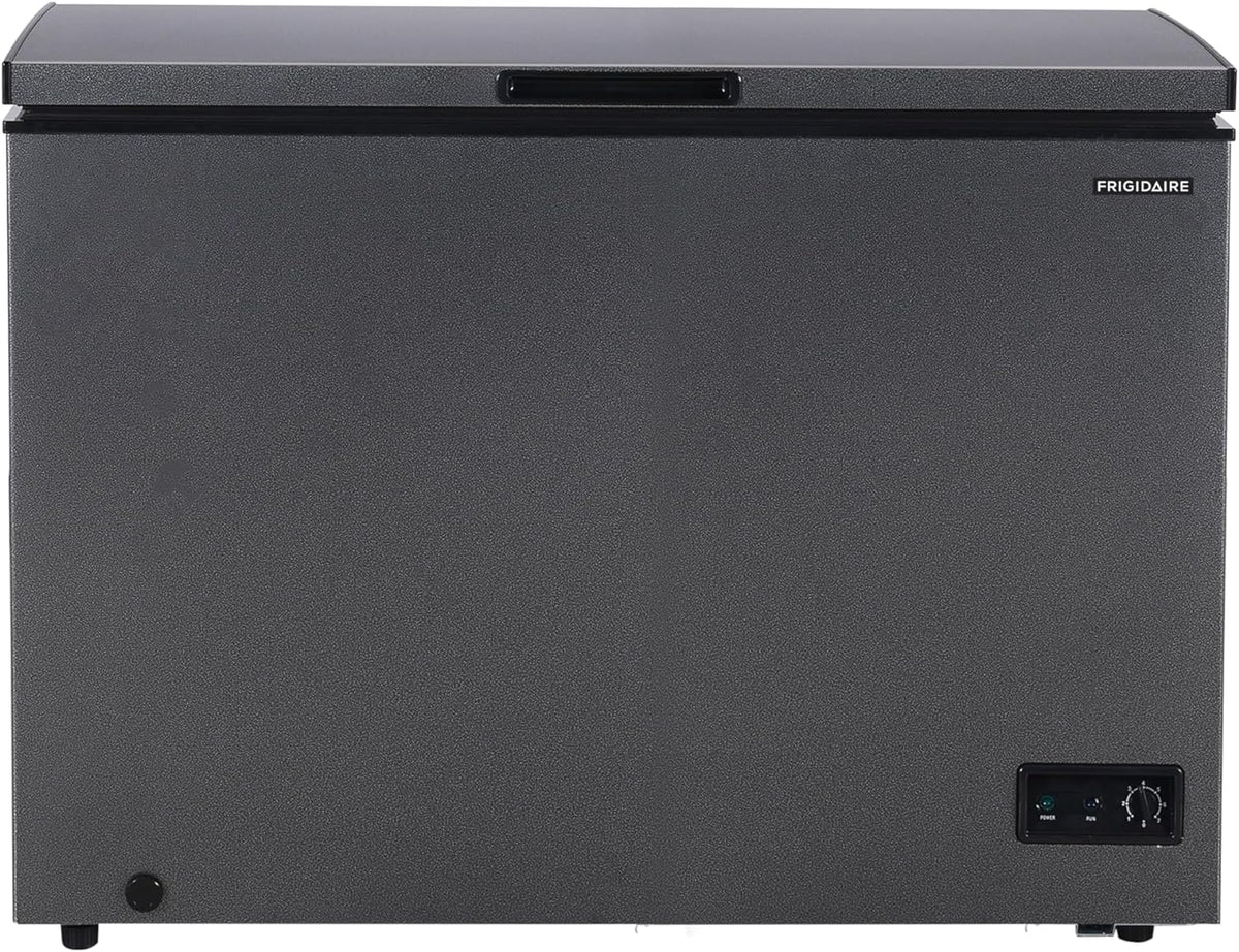 Chest Deep Freezer, 10 Cu. Ft. Capacity, Removable Vinyl Coated Wire Basket D818