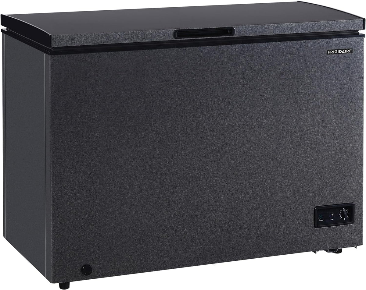 Chest Deep Freezer, 10 Cu. Ft. Capacity, Removable Vinyl Coated Wire Basket D818