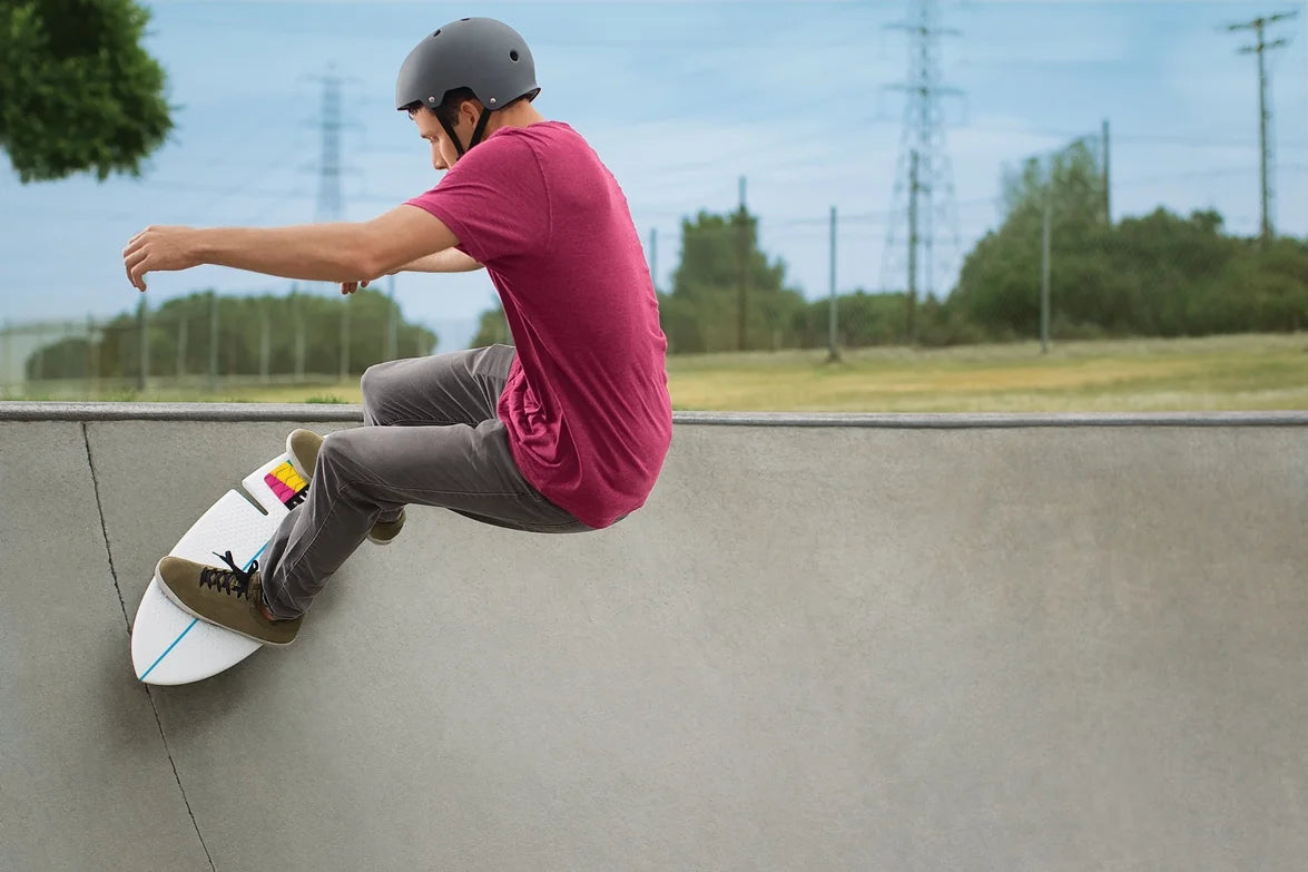 Multicolor 76mm 360-Degree Pivoting Skateboard U8553