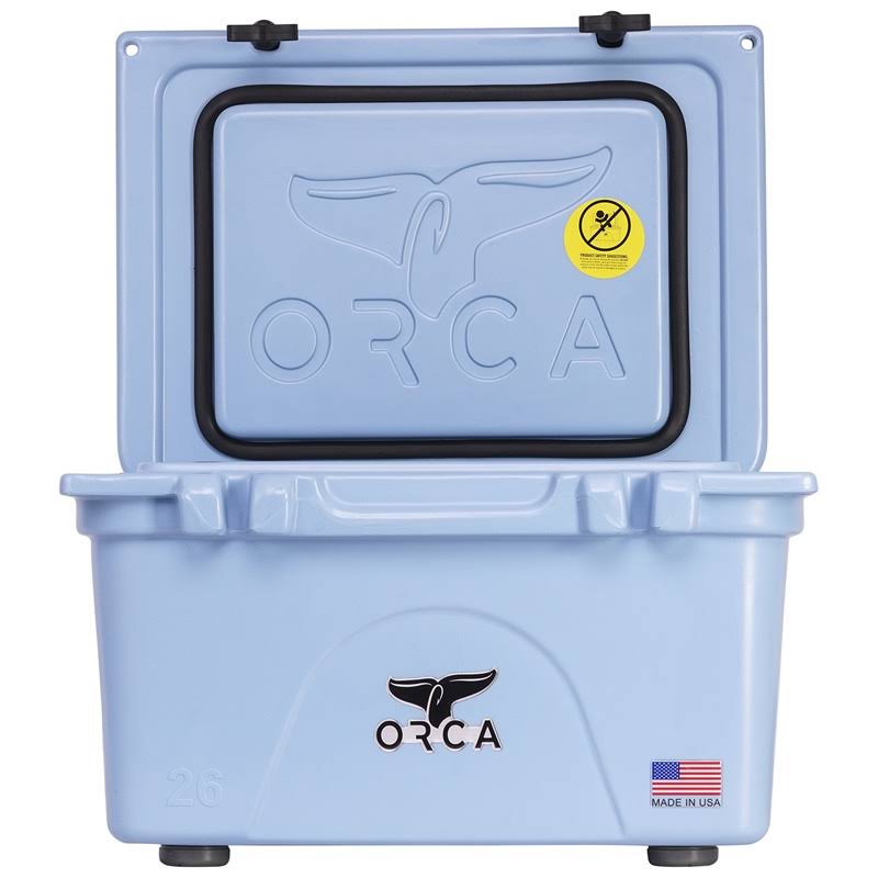 26 Quart Light Blue Cooler B543515