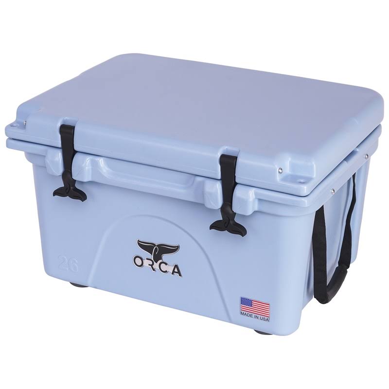 26 Quart Light Blue Cooler B543515