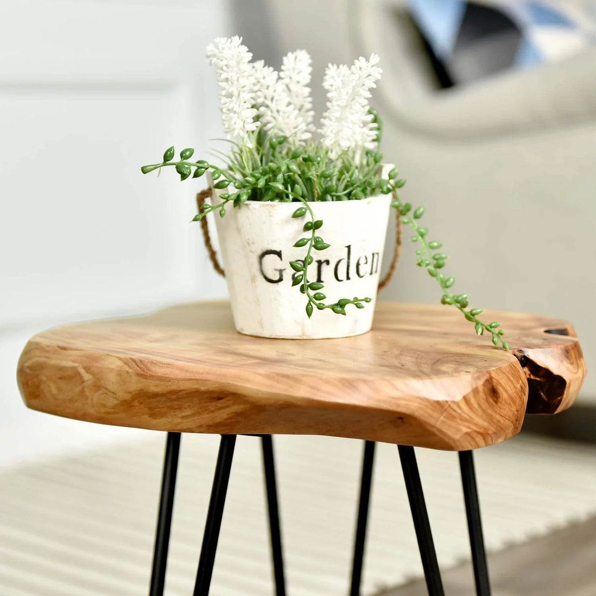 Live Edge Side Table with Hairpin Legs T50268